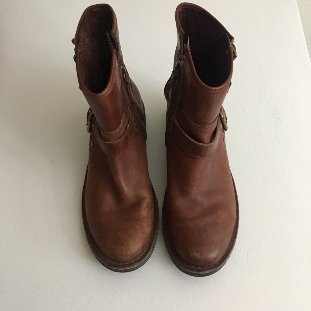 Ugg Leather Boots